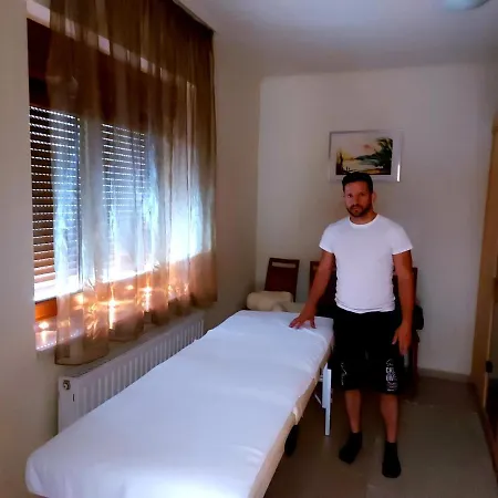 Pax 3* Balatonalmádi