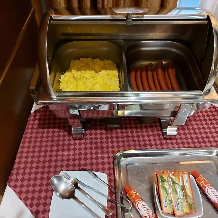 Hotel Pax Balatonalmádi