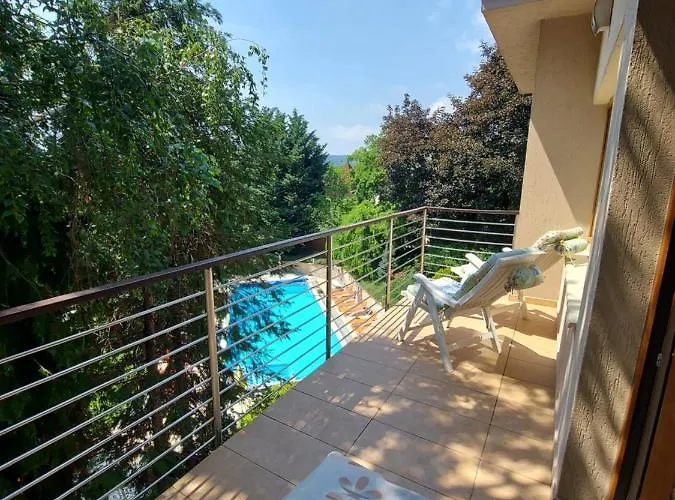 Hotel Pax Balatonalmádi