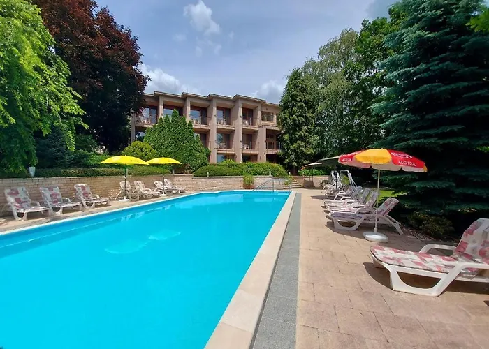 Pax Hotell Balatonalmádi